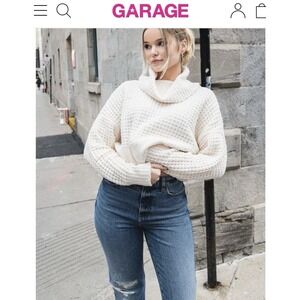 Garage cream cableknit Cowneck sweater  Crop size M Sexy Basic Holiday Warm 448
